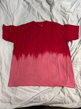 Men's Ombre Crewneck T-Shirt in Red and Pink
